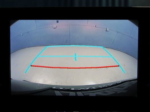 Used 2023 Toyota Sienna XSE image 19