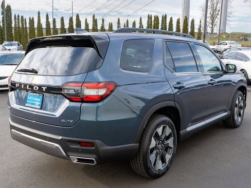 New 2026 Honda Pilot Elite image 6
