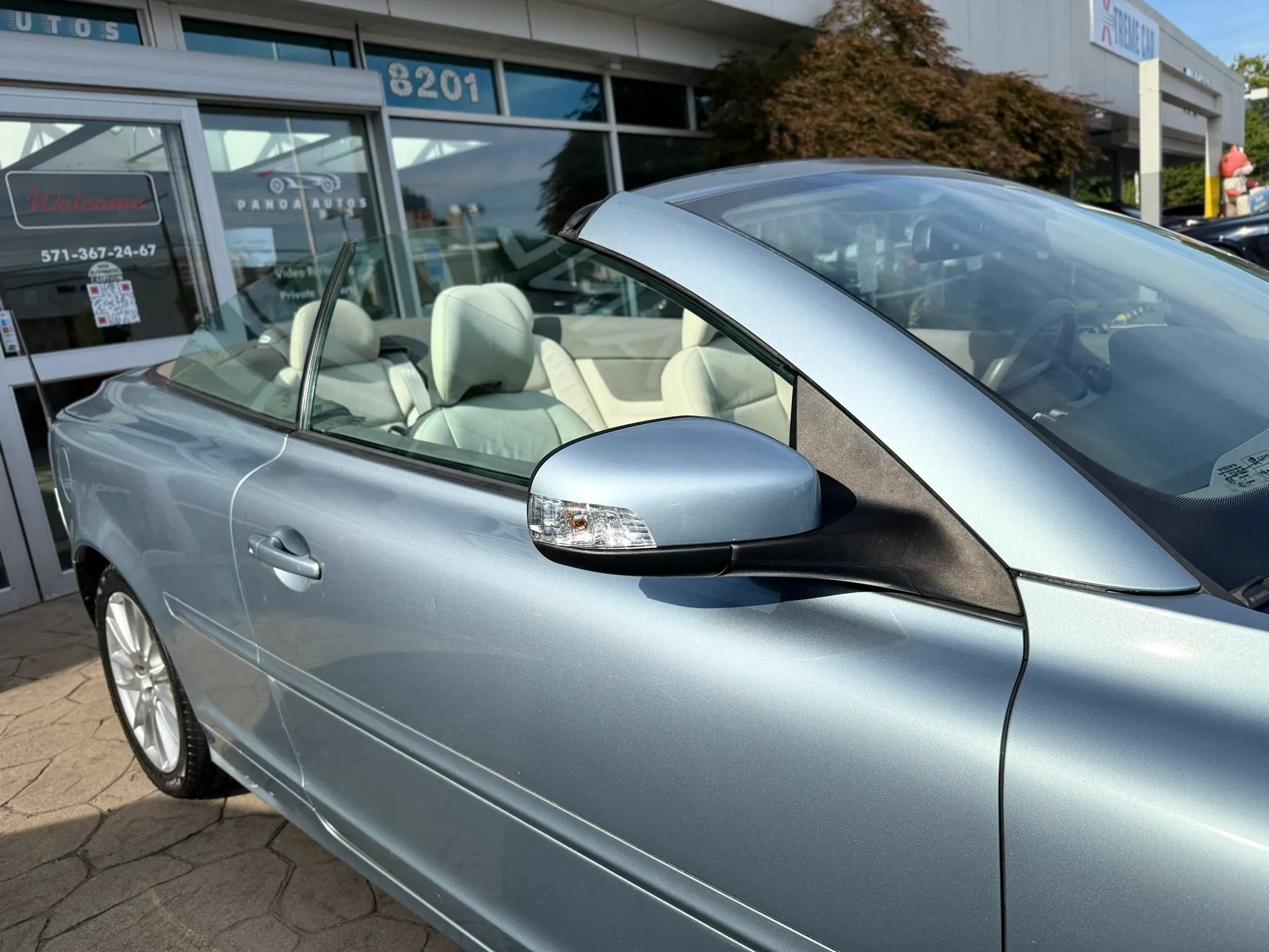Used 2008 Volvo C70 T5 FWD image 41
