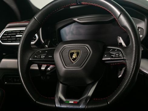 Used 2019 Lamborghini Urus image 40