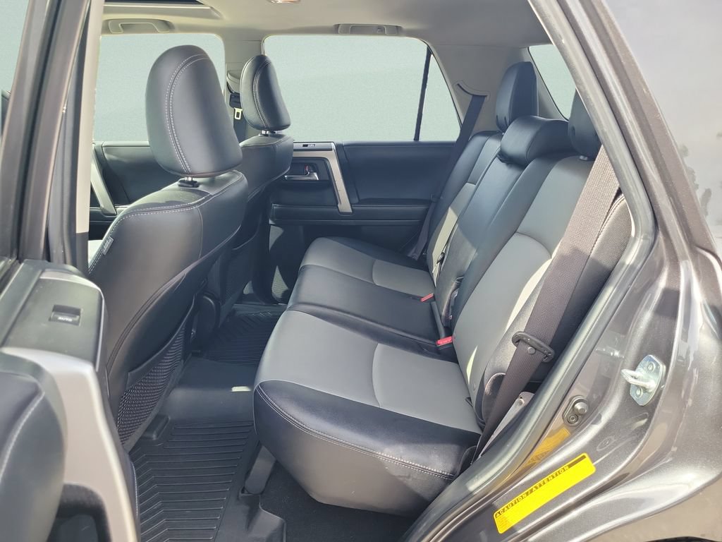 Used 2021 Toyota 4Runner SR5 Premium w/ Moonroof Package AWD/4WD image 10