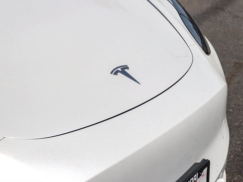 Used 2021 Tesla Model Y Performance AWD/4WD image 6