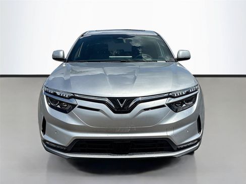 New 2025 VinFast VF 8 Plus AWD/4WD image 2
