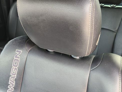 Used 2018 RAM 2500 Power Wagon w/ Leather & Luxury Group image 5