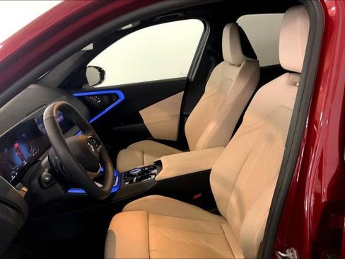 Used 2025 BMW X3 xDrive30i w/ Convenience Package image 10