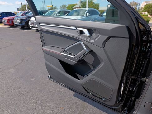 New 2025 Audi Q3 2.0T Premium Plus image 21