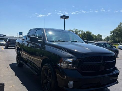 Used 2018 RAM 1500 Express w/ Wheel & Sound Group AWD/4WD image 4