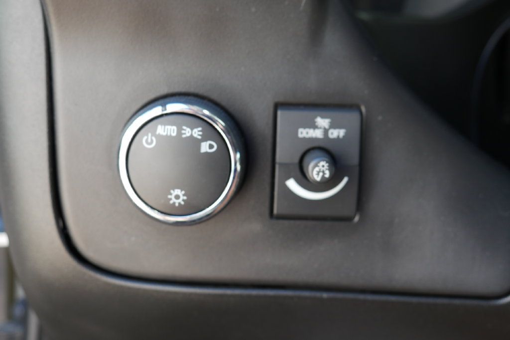 Used 2023 Chevrolet Express 3500 LS RWD image 8
