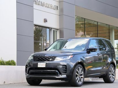 Certified 2025 Land Rover Discovery Dynamic SE