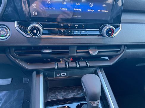 New 2026 Chevrolet Colorado W/T image 17