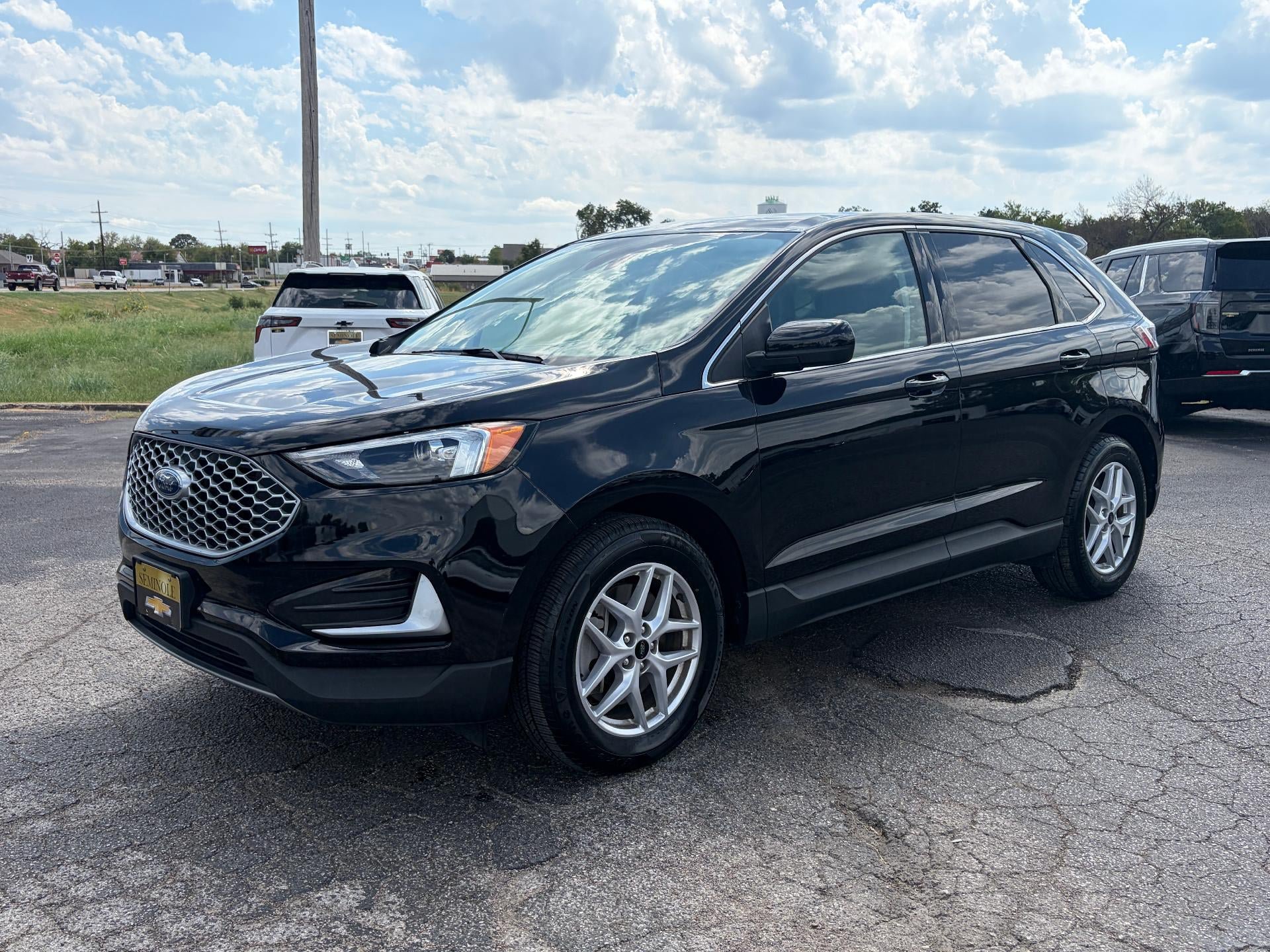 Used 2024 Ford Edge SEL AWD/4WD image 1