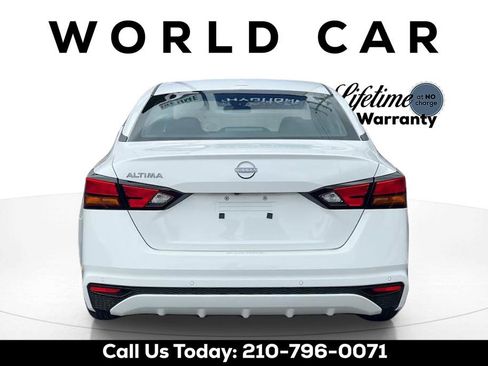 Used 2025 Nissan Altima 2.5 SV FWD image 6
