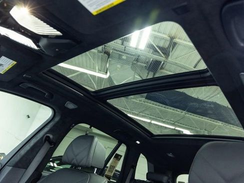 New 2026 BMW X5 M60i image 16