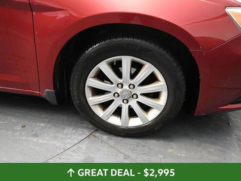 Used 2012 Chrysler 200 Touring w/ Cold Weather Group FWD image 17