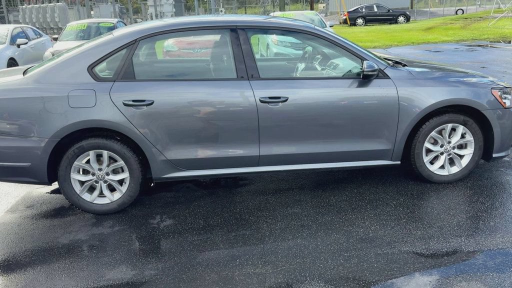 Used 2018 Volkswagen Passat 2.0T S w/ Driver Assistance Package FWD image 9