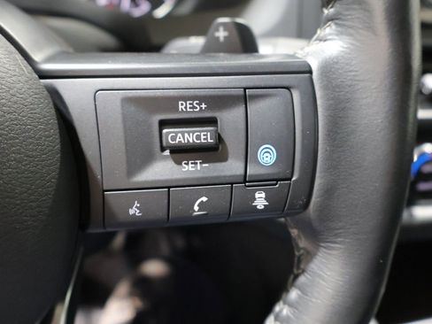 Used 2024 Nissan Pathfinder S AWD/4WD image 34