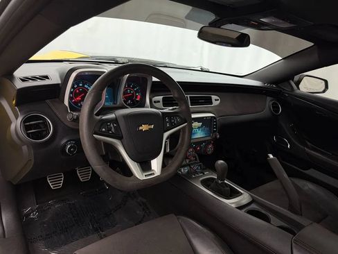 Used 2013 Chevrolet Camaro ZL1 RWD image 10