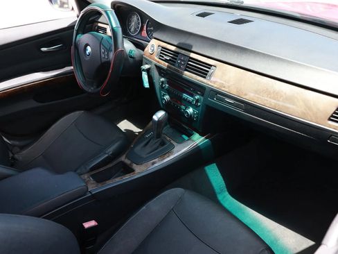 Used 2010 BMW 328i Sedan RWD image 23