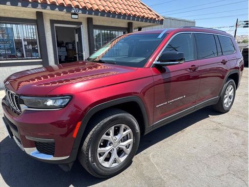 Used 2021 Jeep Grand Cherokee L Limited AWD/4WD image 2