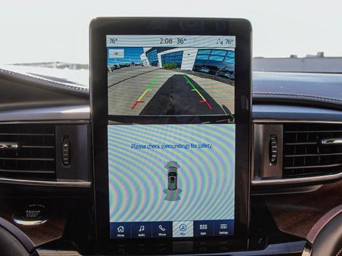 Used 2023 Ford Explorer King Ranch w/ Technology Package image 13