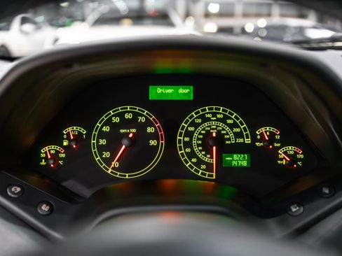 Used 2005 Lamborghini Murcielago Coupe image 12