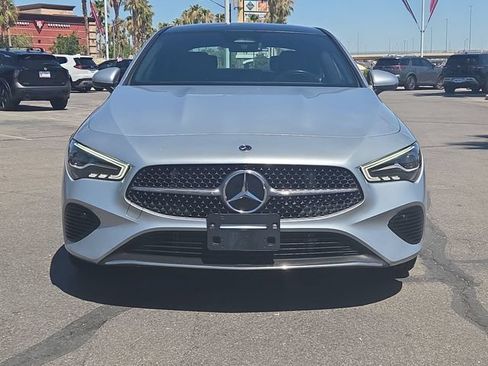 Used 2025 Mercedes-Benz CLA 250 4MATIC image 4