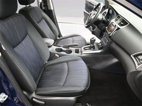 Used 2017 Nissan Sentra SV image 27