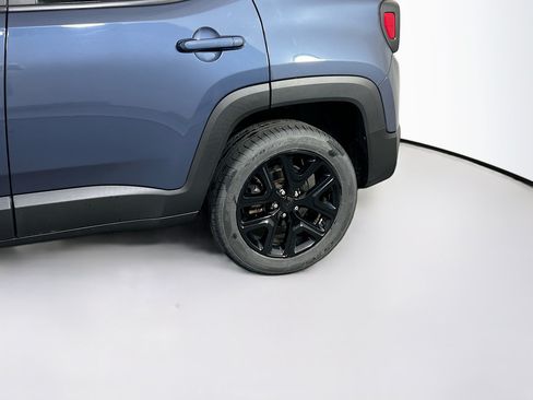 Used 2022 Jeep Renegade Altitude w/ Convenience Group AWD/4WD image 30