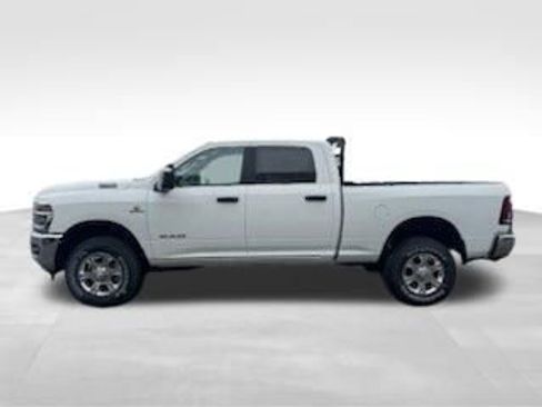 New 2025 RAM 2500 Big Horn AWD/4WD image 7