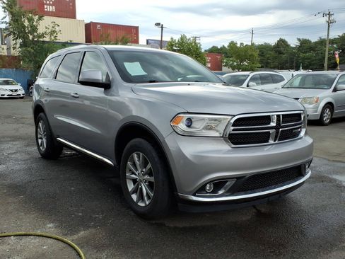 Used 2018 Dodge Durango SXT w/ Quick Order Package 2BB AWD/4WD image 1