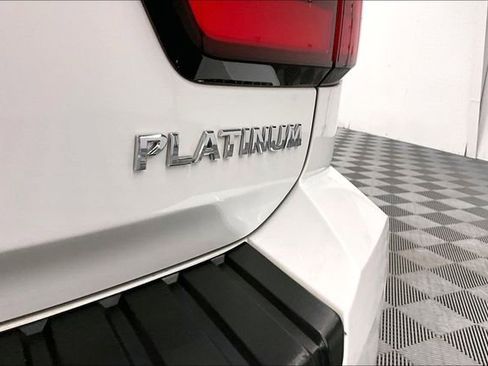 Used 2021 Nissan Armada Platinum AWD/4WD image 9