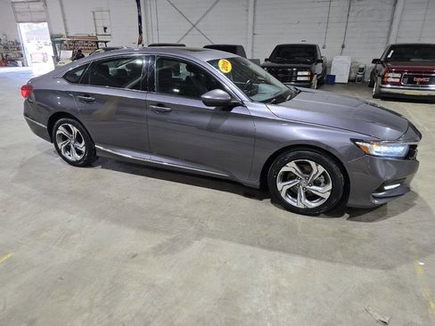 Used 2018 Honda Accord EX-L image 17