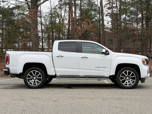 Used 2021 GMC Canyon Denali image 4