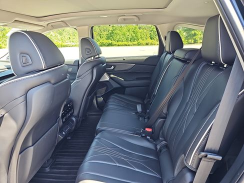 Certified 2026 Acura MDX SH-AWD w/ Advance Package image 14