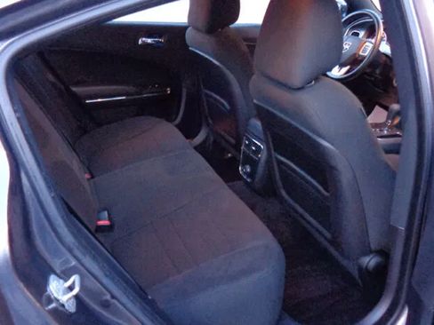 Used 2014 Dodge Charger SE w/ Sport Appearance Group RWD image 10