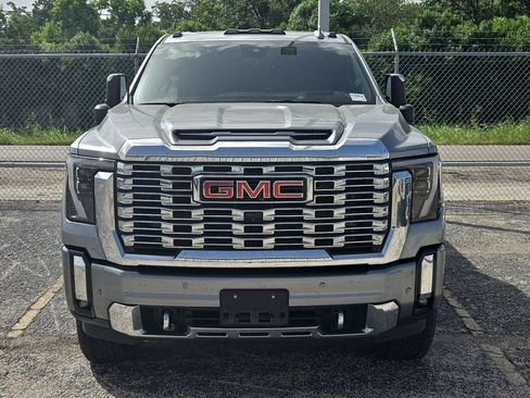 Certified 2024 GMC Sierra 2500 Denali w/ Denali Reserve Package AWD/4WD image 5