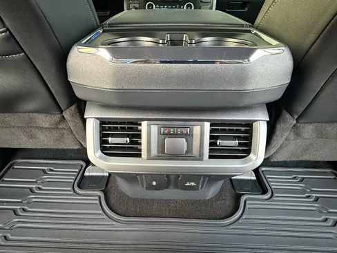 Used 2022 Ford F150 Lariat w/ Equipment Group 502A High image 18