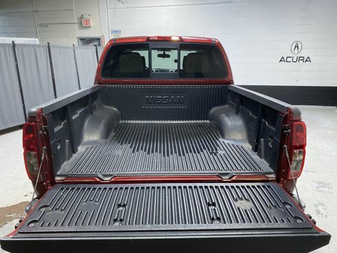 Used 2016 Nissan Frontier SV AWD/4WD image 19