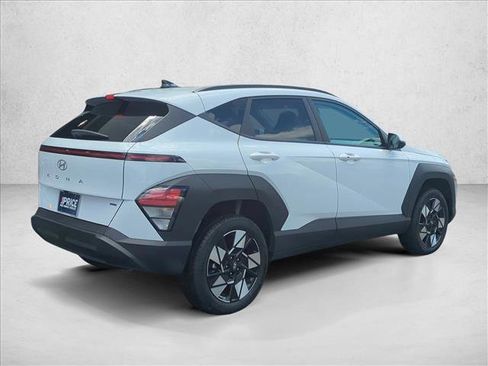 Used 2025 Hyundai Kona SEL AWD/4WD image 5