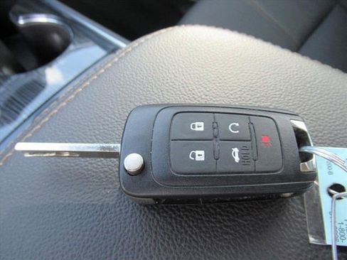 Used 2017 Chevrolet Impala LT w/ Leather Package image 27