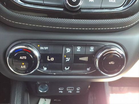 Used 2021 Chevrolet TrailBlazer ACTIV w/ Sun and Liftgate Package AWD/4WD image 22