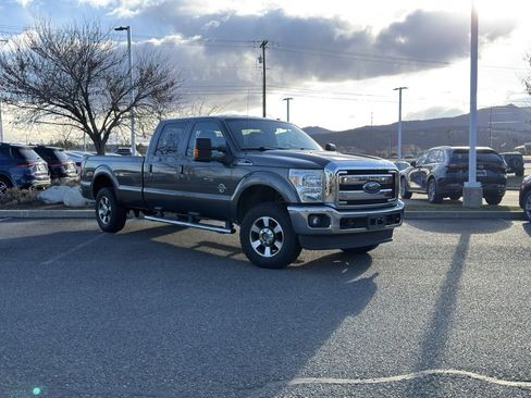 Used 2016 Ford F250 Lariat w/ Lariat Interior Package image 2
