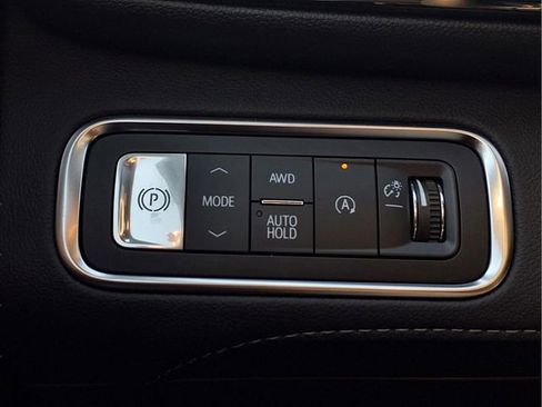 New 2026 Buick Enclave Avenir AWD/4WD image 10