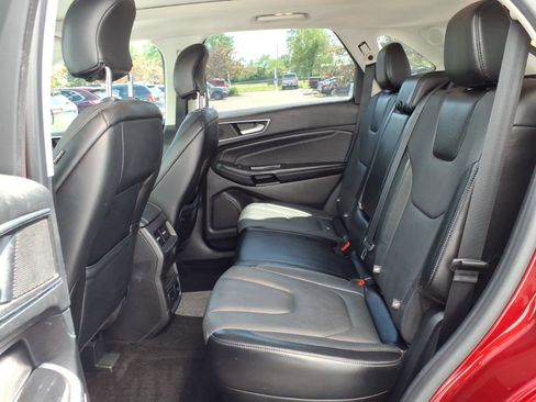 Used 2015 Ford Edge Titanium w/ Equipment Group 301A AWD/4WD image 9
