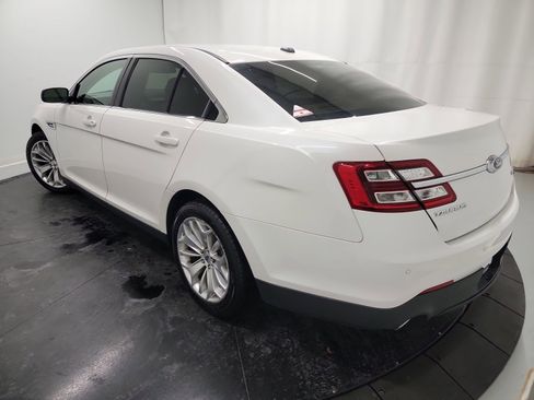 Used 2019 Ford Taurus Limited image 6