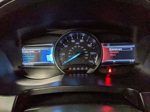 Used 2016 Ford Explorer Limited image 12