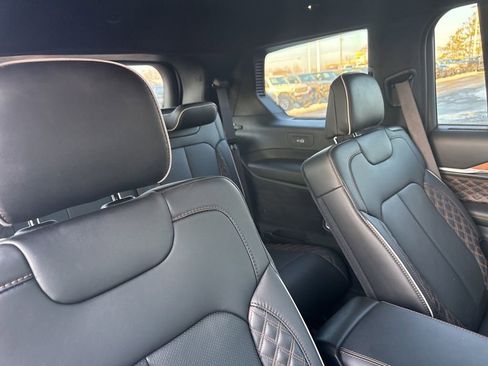 Used 2024 Jeep Grand Cherokee L Summit image 35