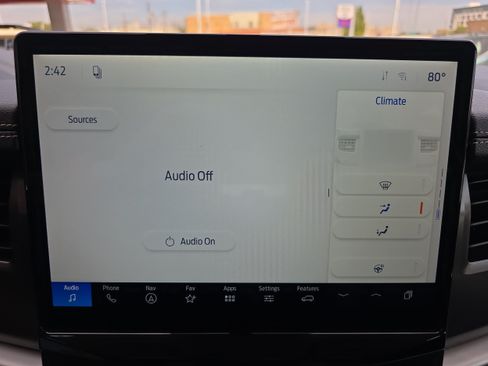 Used 2024 Ford Expedition XLT AWD/4WD image 24
