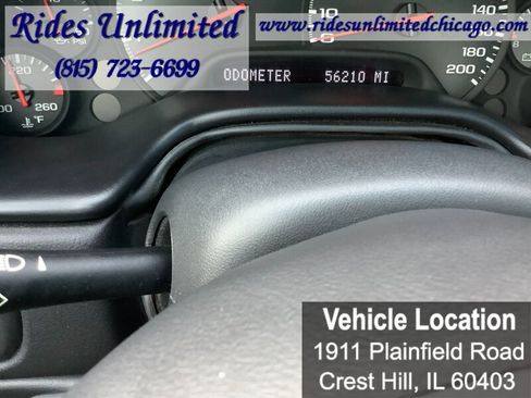 Used 2004 Chevrolet Corvette Coupe w/ Roof Package image 23