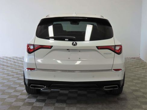 Used 2023 Acura MDX FWD w/ Technology Package image 4